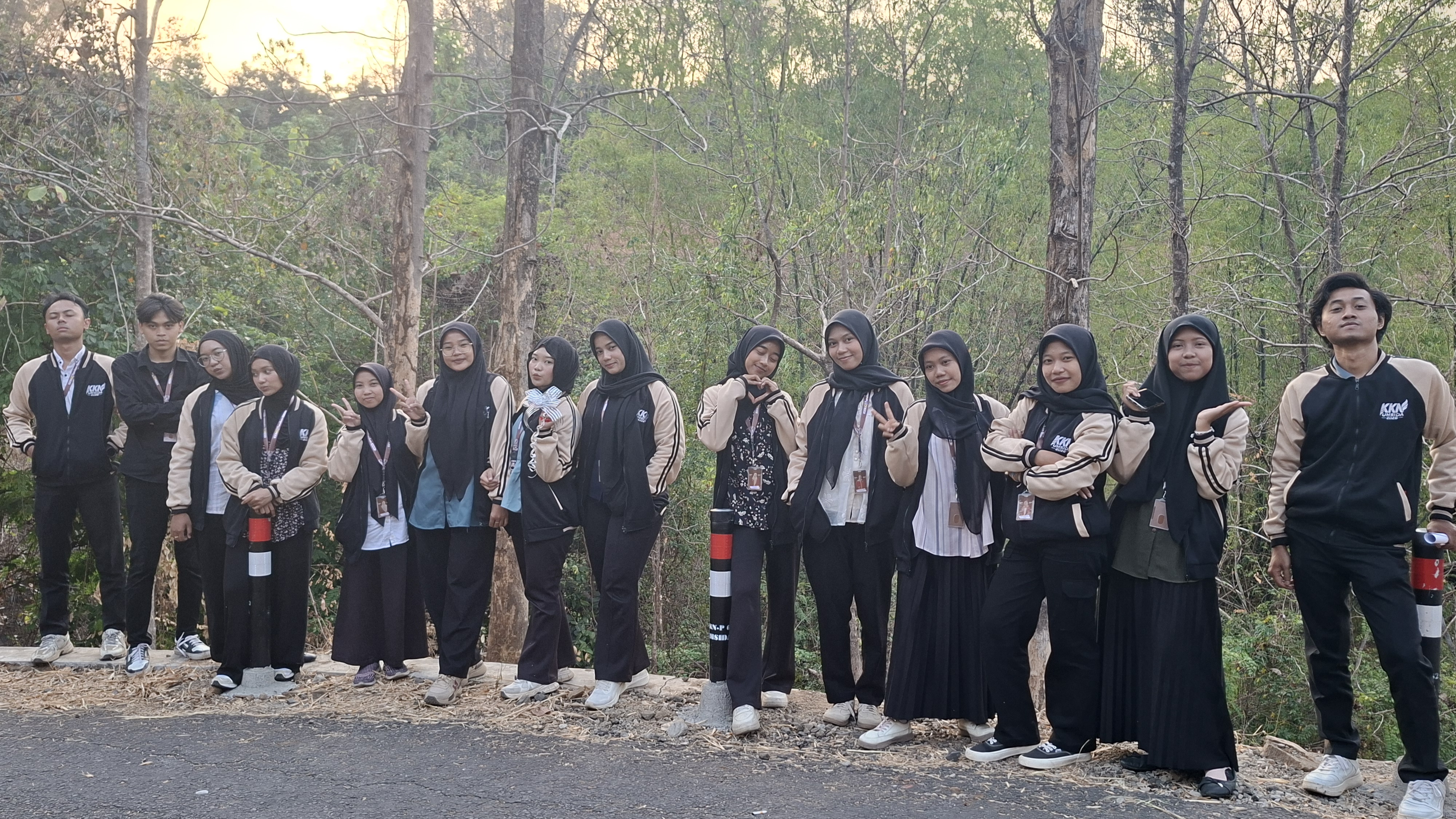 Mahasiswa KKN-P 62 UMSIDA di Desa Tarokan